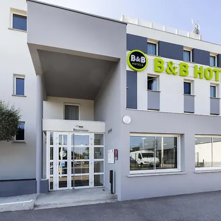B&B HOTEL Perpignan Sud Marché International-2